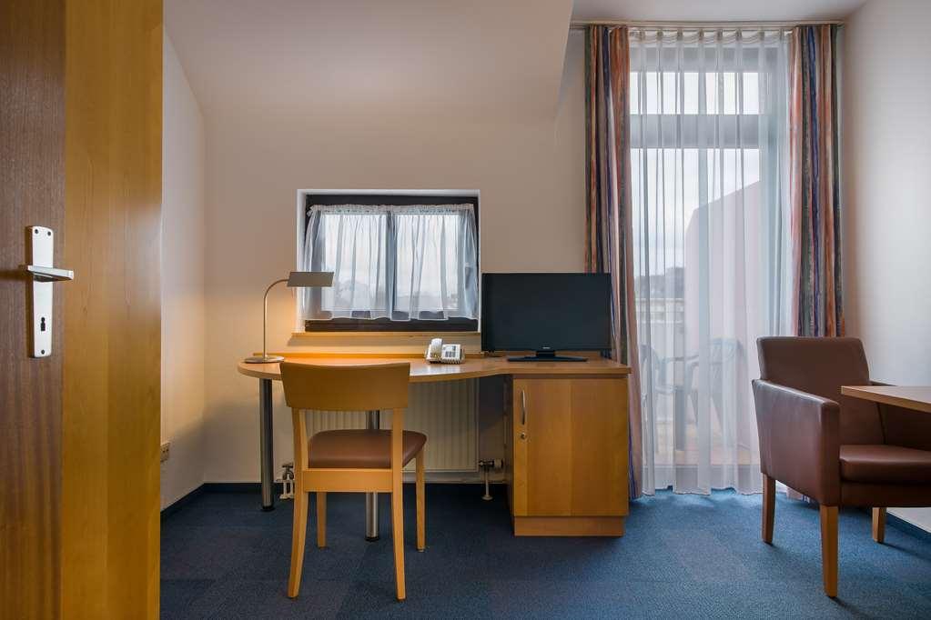acora Hotel und Wohnen Karlsruhe Zimmer foto